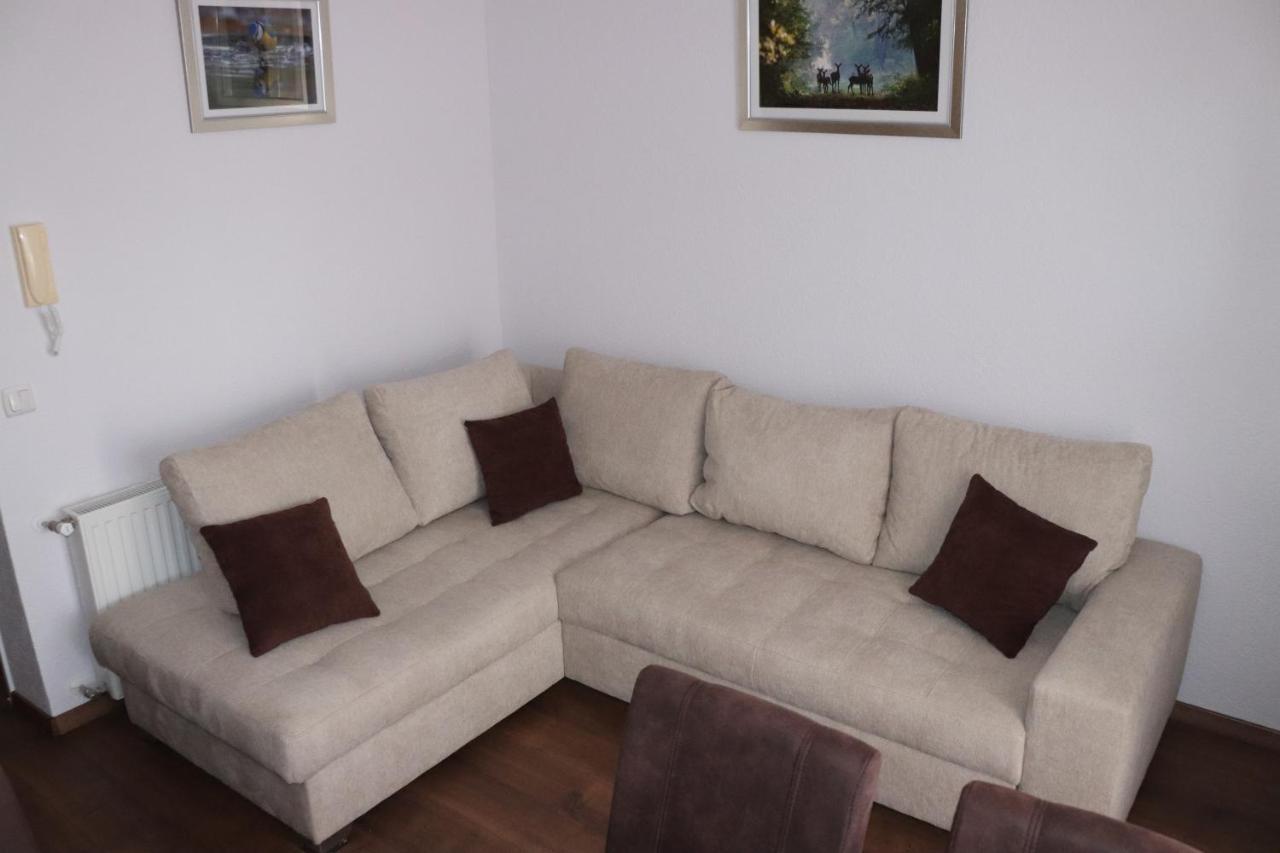 Liget Apartmanhaz Kehidakustany Ngoại thất bức ảnh